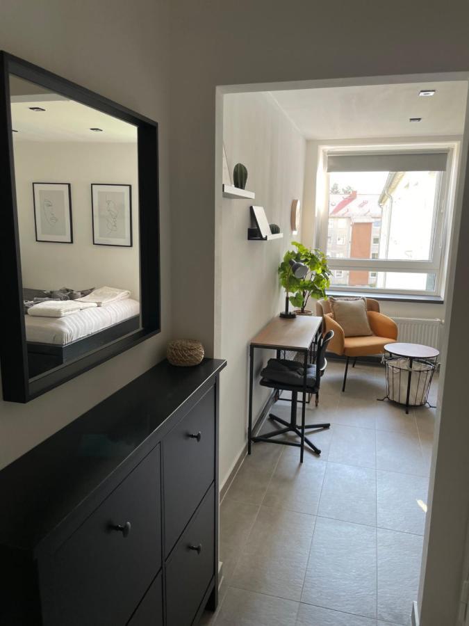הנובר Komfortables Apartment In Der Naehe Der Messe מראה חיצוני תמונה