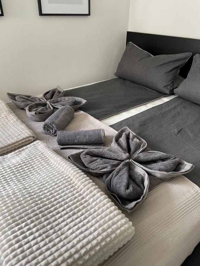הנובר Komfortables Apartment In Der Naehe Der Messe מראה חיצוני תמונה