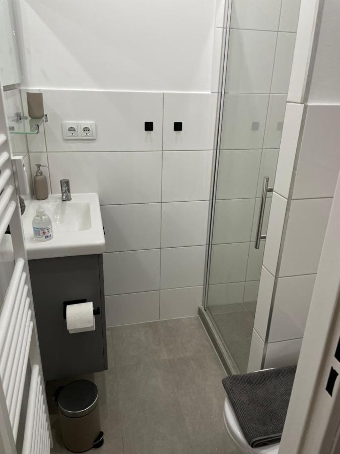 הנובר Komfortables Apartment In Der Naehe Der Messe מראה חיצוני תמונה